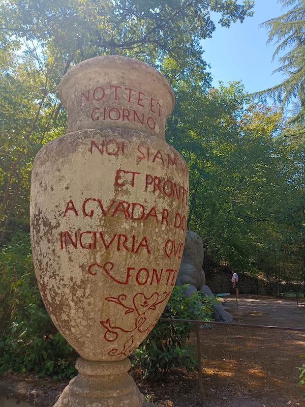 PARQUE VASE